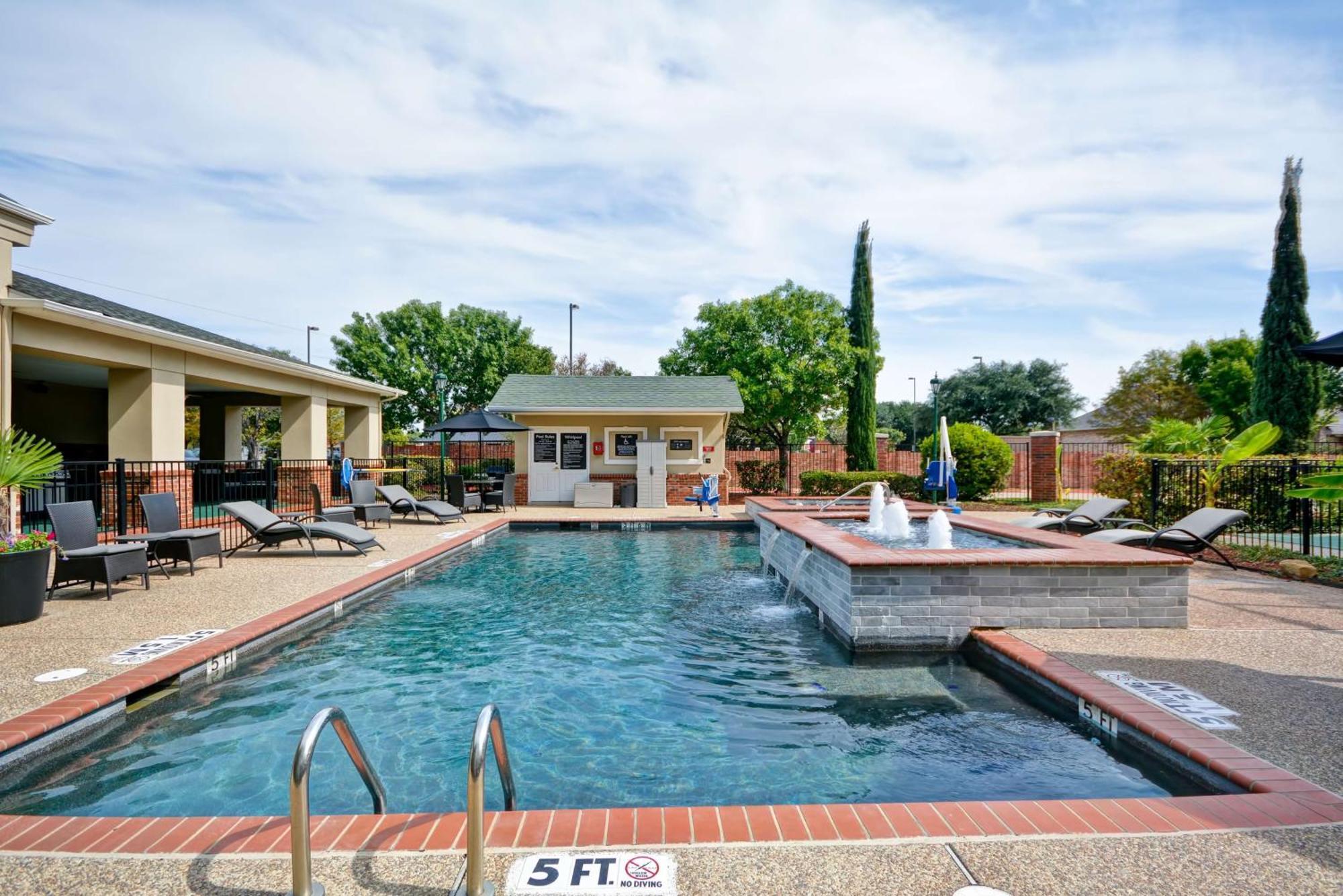 Homewood Suites By Hilton Dallas-Λούισβιλ Εξωτερικό φωτογραφία